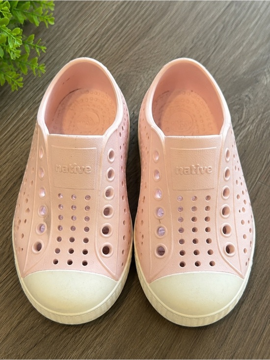 Native Other - Native Shoes Toddler Pink Jefferson Slip-On Water Shoes Size C4